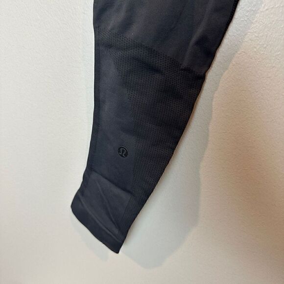 Lululemon Seamless Black Leggings - Picture 8 of 9